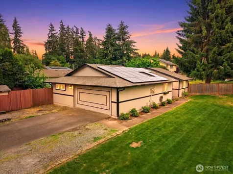 13107 108th Avenue Ct E Puyallup WA 98374