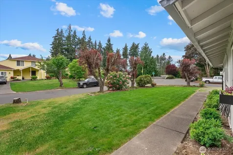 13107 108th Avenue Ct E Puyallup WA 98374