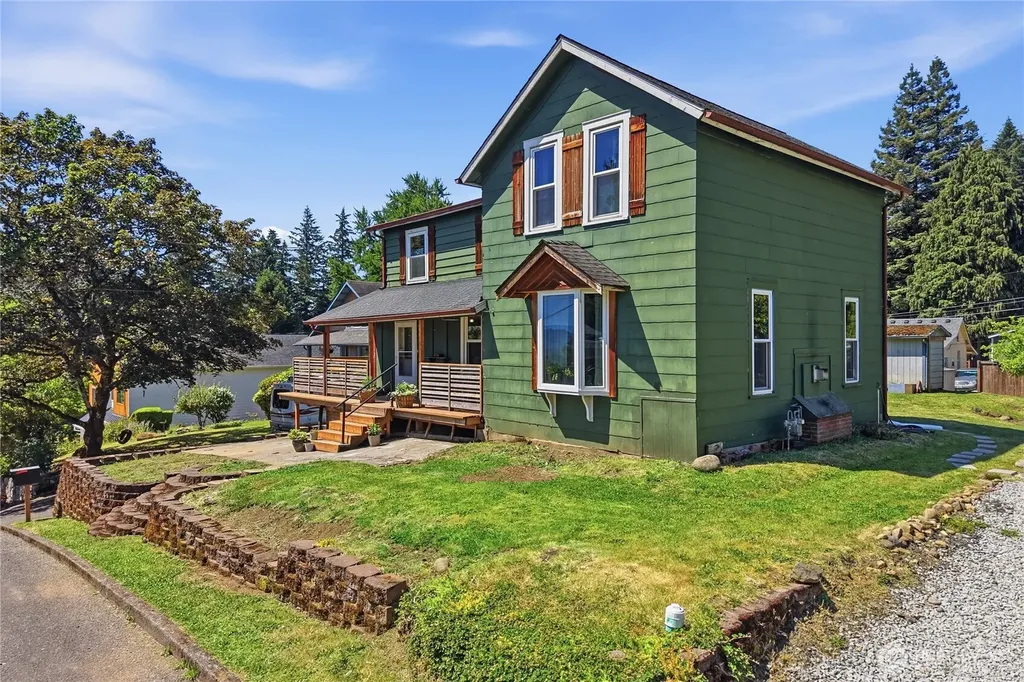 1313 NW Couch Street Camas WA 98607