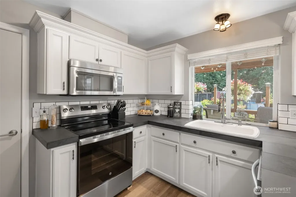 2588 Kristine Court Centralia WA 98531