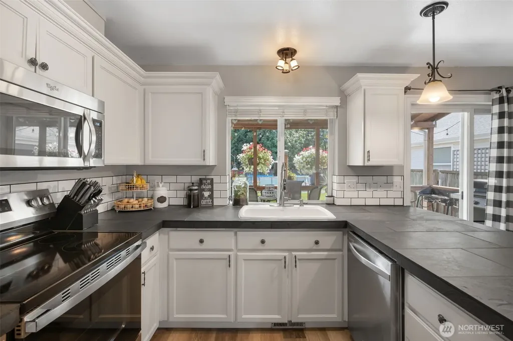 2588 Kristine Court Centralia WA 98531