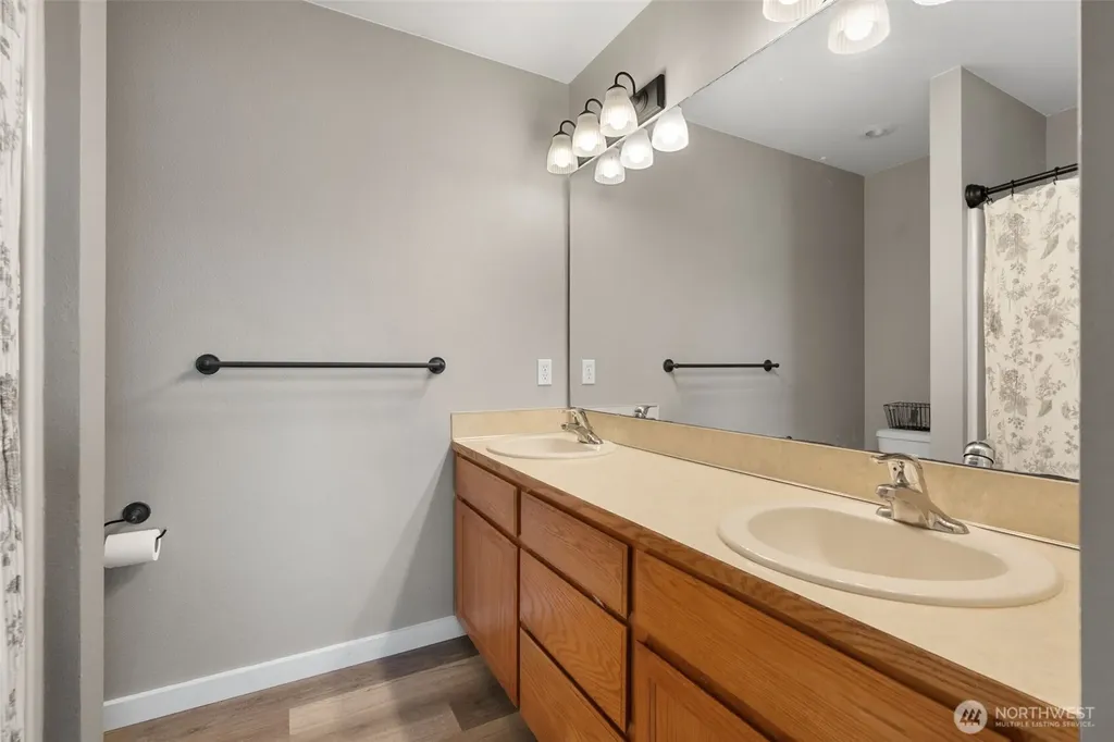2588 Kristine Court Centralia WA 98531