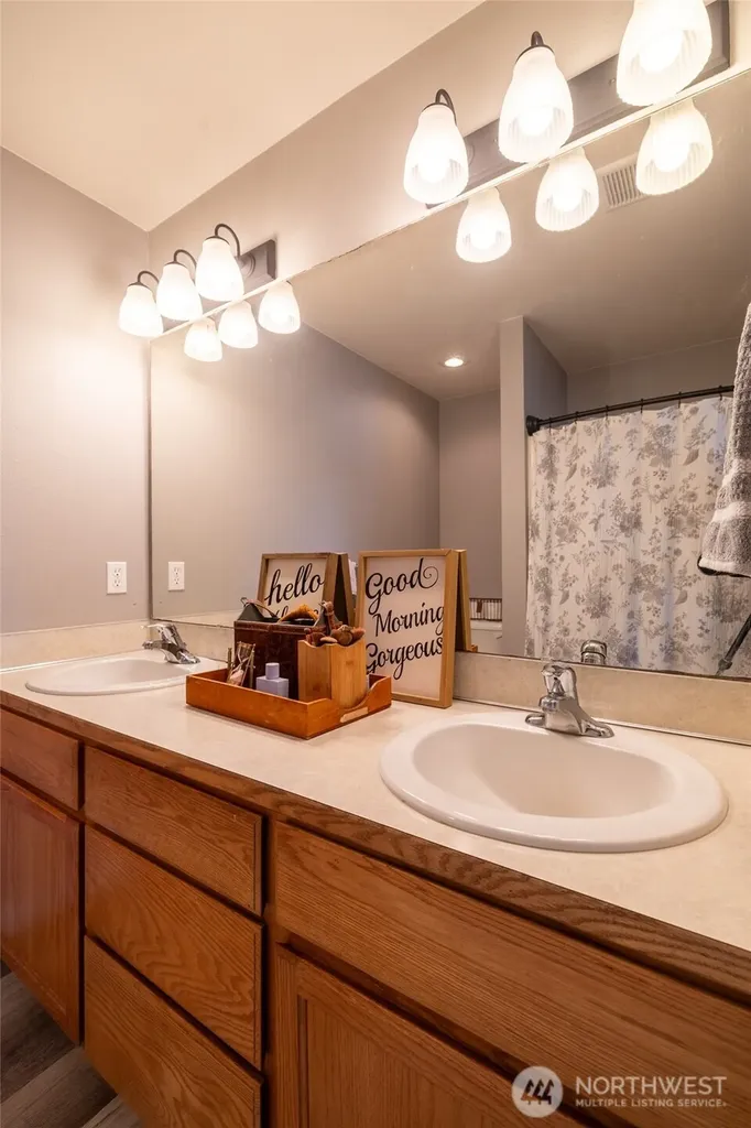2588 Kristine Court Centralia WA 98531