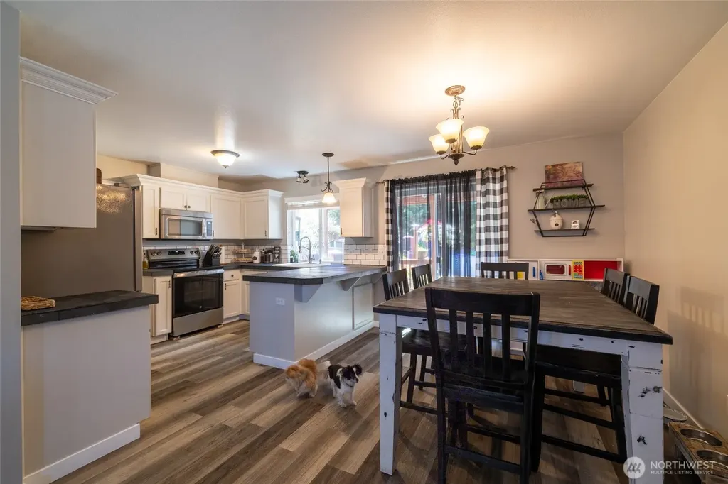 2588 Kristine Court Centralia WA 98531