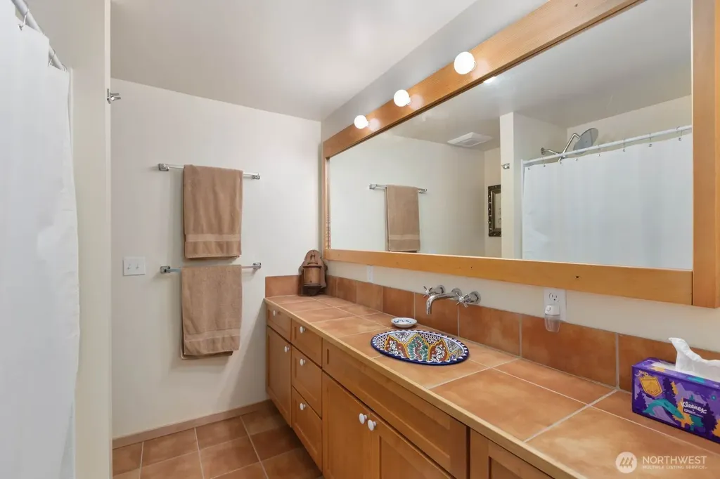8234 Flagler Road Nordland WA 98358