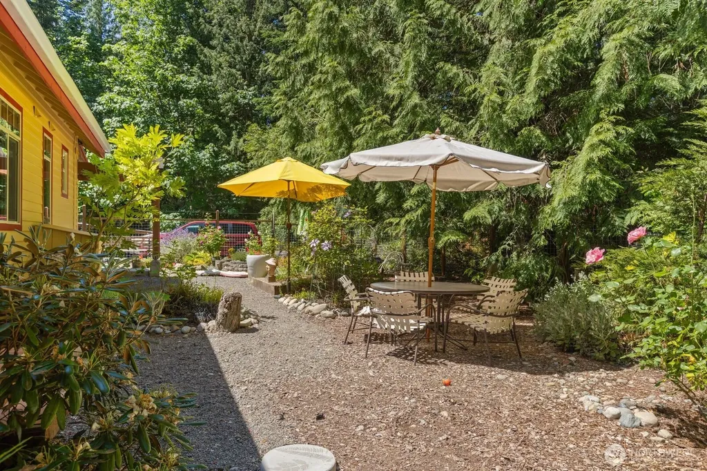 8234 Flagler Road Nordland WA 98358