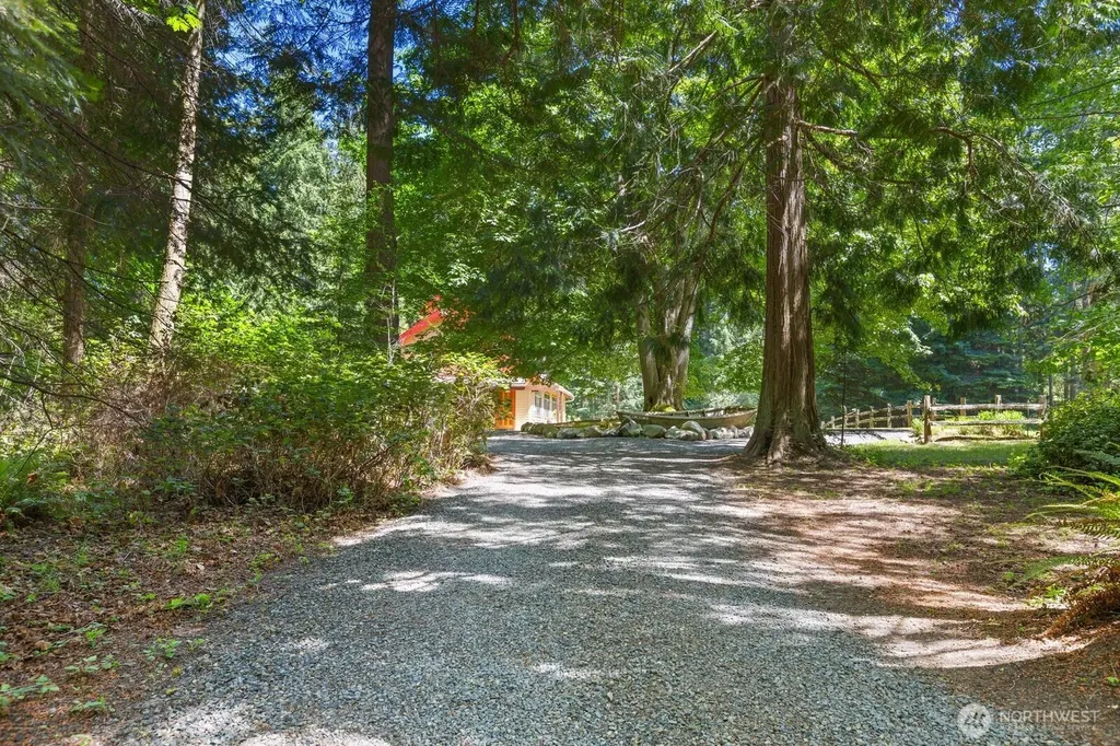 8234 Flagler Road Nordland WA 98358