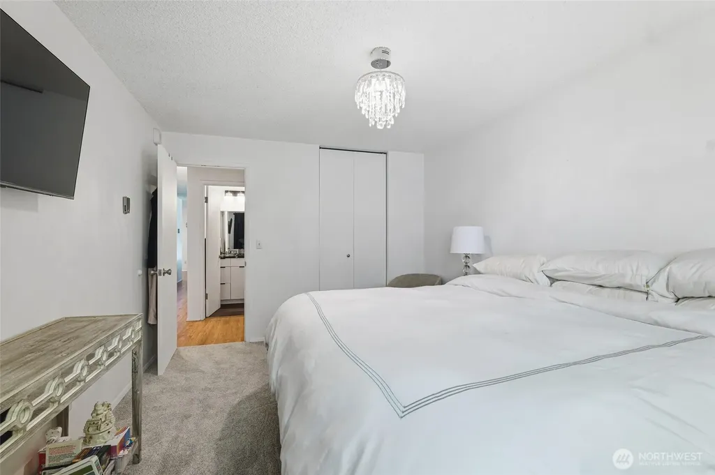 2500 Canterbury Lane E Seattle WA 98112