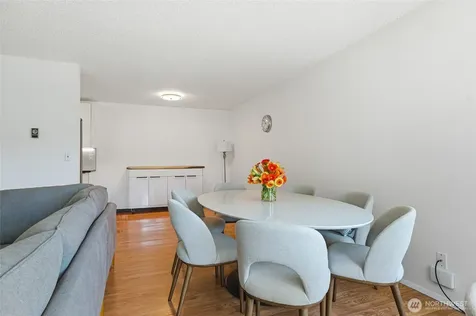 2500 Canterbury Lane E Seattle WA 98112