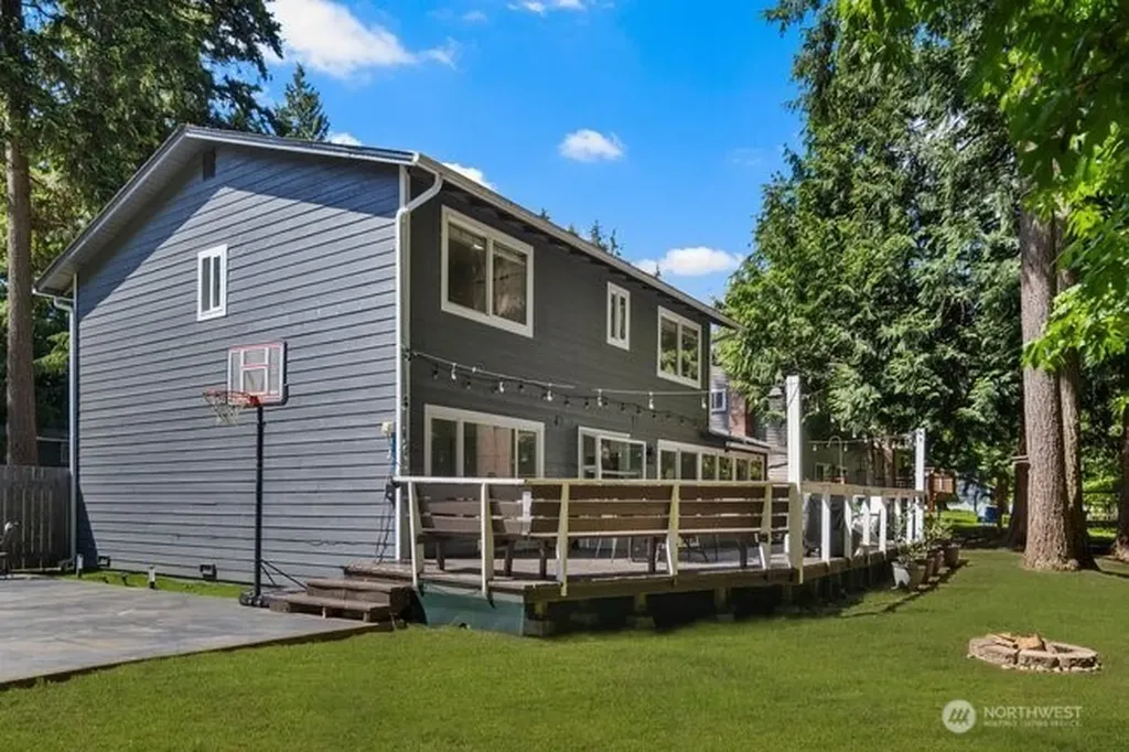 3310 220th Avenue SE Sammamish WA 98075