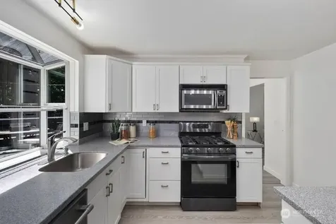 3310 220th Avenue SE Sammamish WA 98075