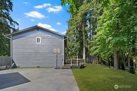 3310 220th Avenue SE Sammamish WA 98075