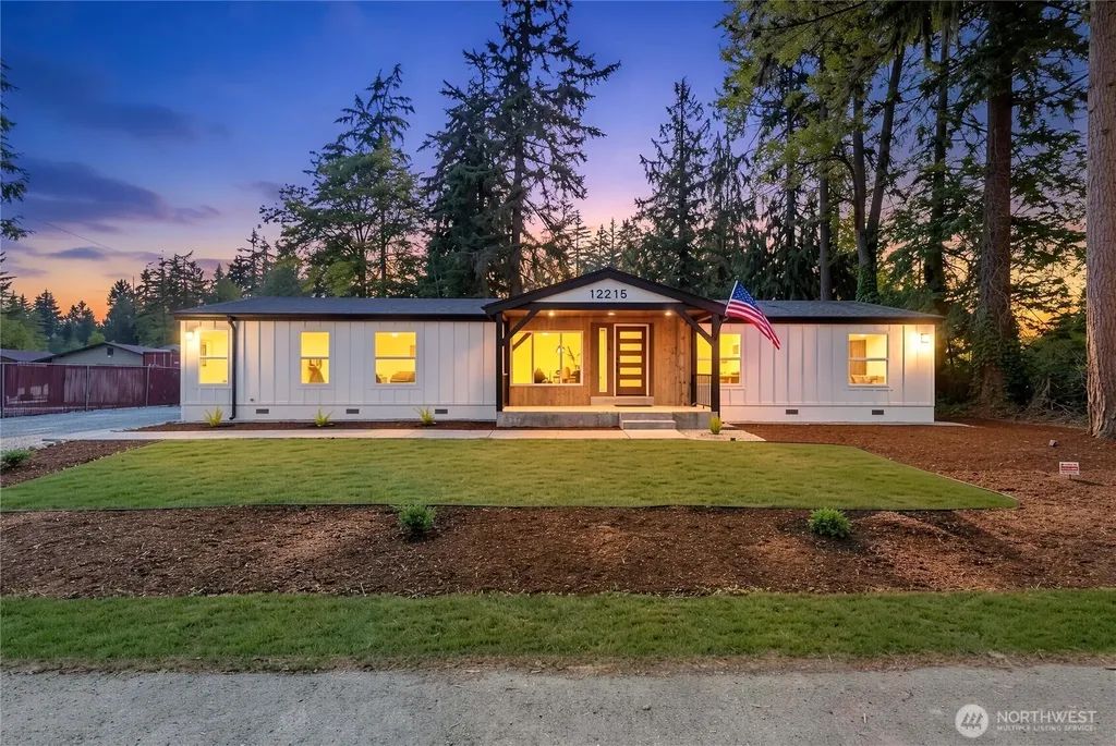 12215 58th Avenue E Puyallup WA 98373