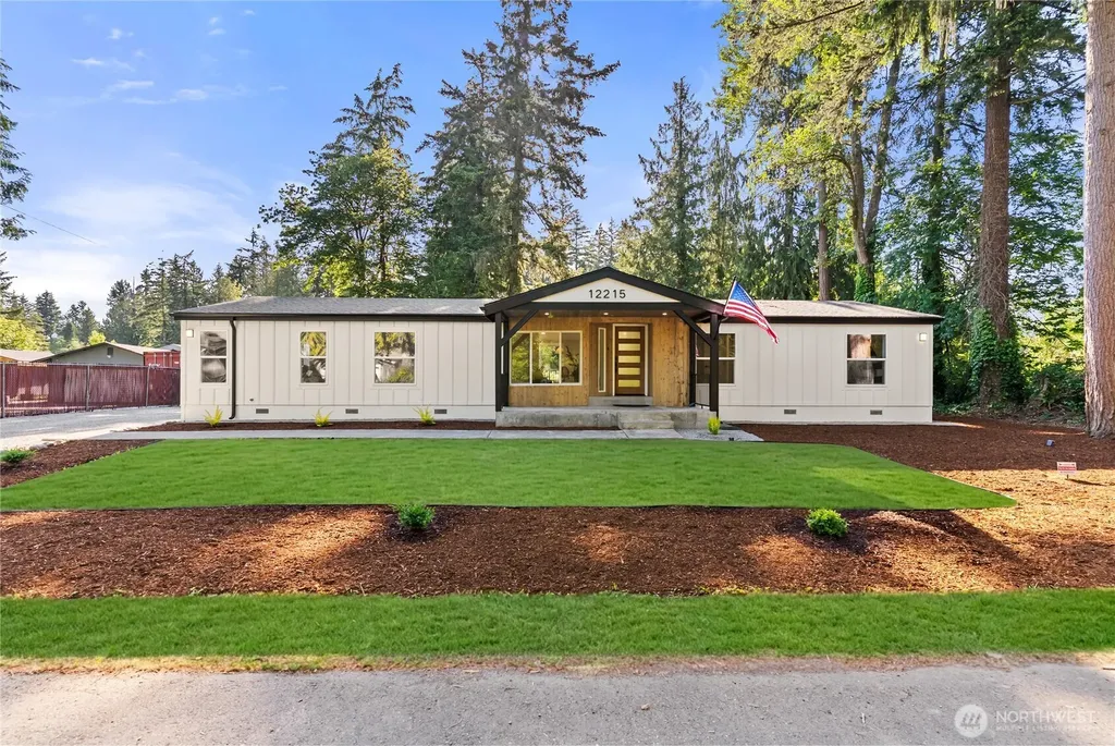 12215 58th Avenue E Puyallup WA 98373