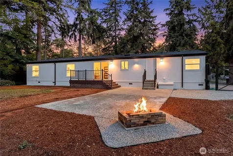 12215 58th Avenue E Puyallup WA 98373