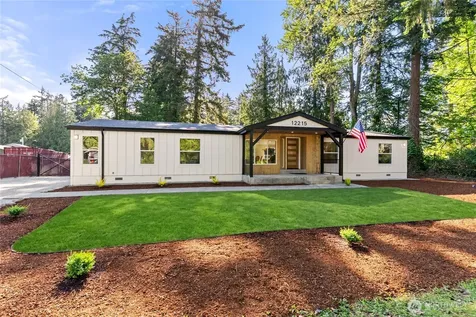 12215 58th Avenue E Puyallup WA 98373