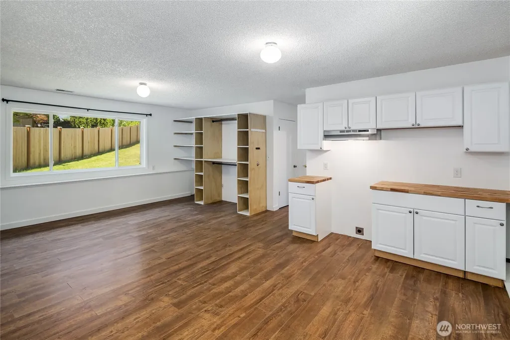 23621 36th Place W Brier WA 98036