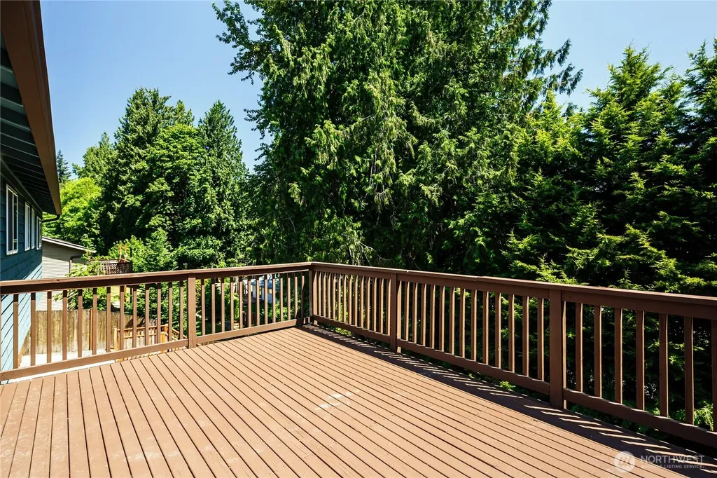 23621 36th Place W Brier WA 98036