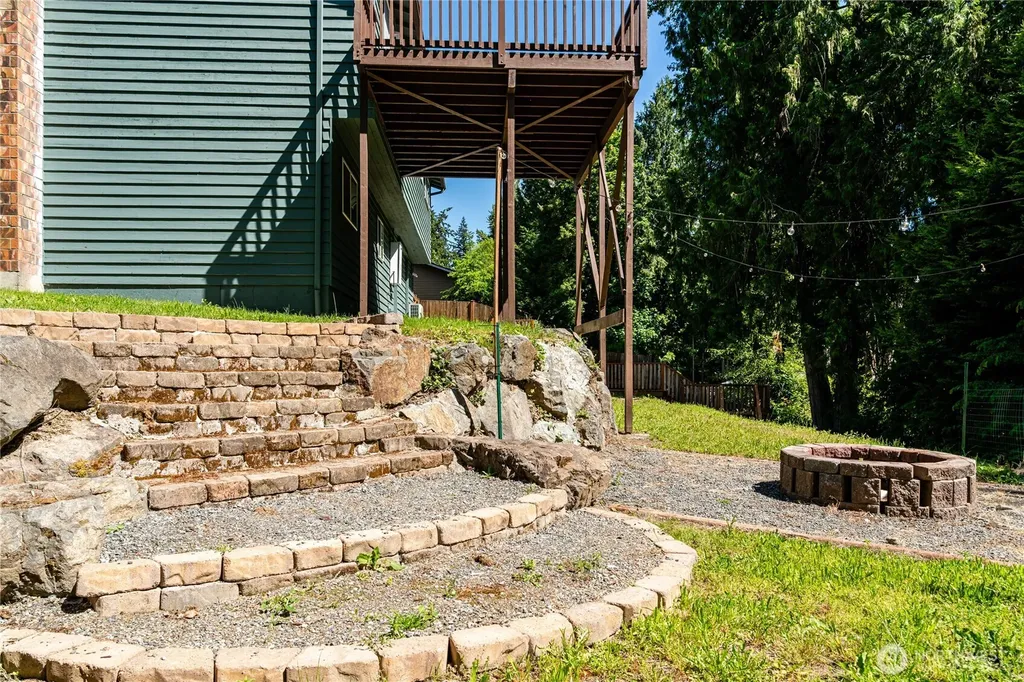 23621 36th Place W Brier WA 98036