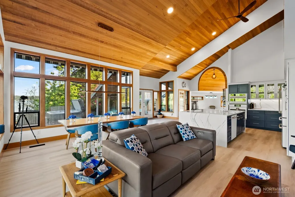 1024 Mountain View Boulevard S Spanaway WA 98387