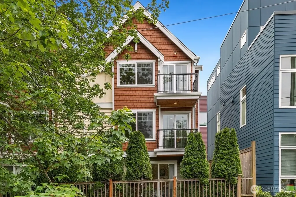 1137 26th Avenue Seattle WA 98122