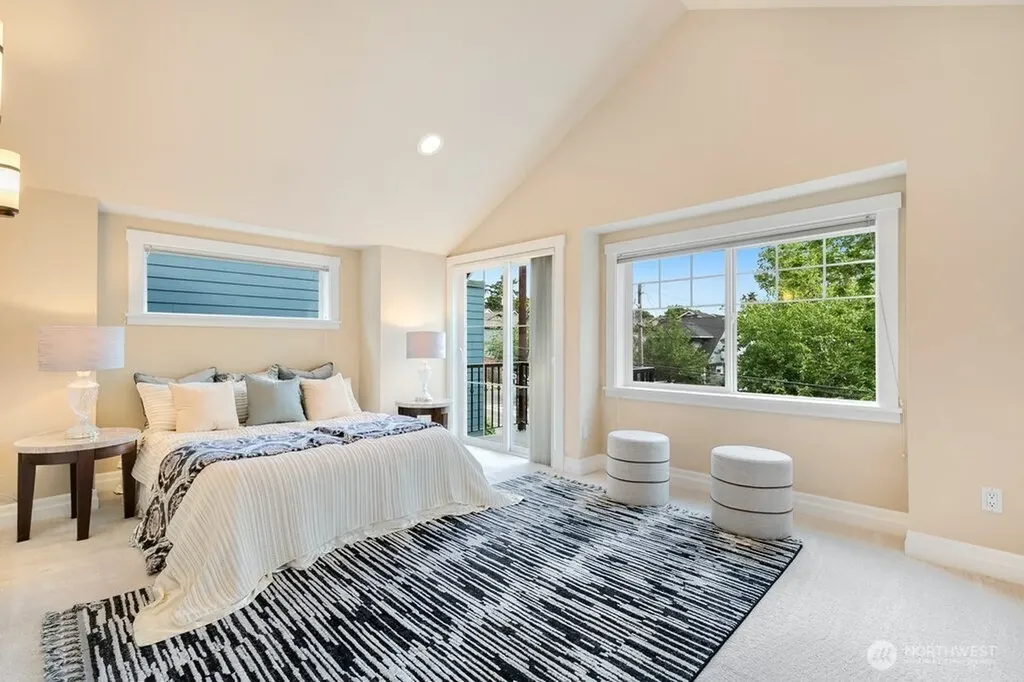 1137 26th Avenue Seattle WA 98122