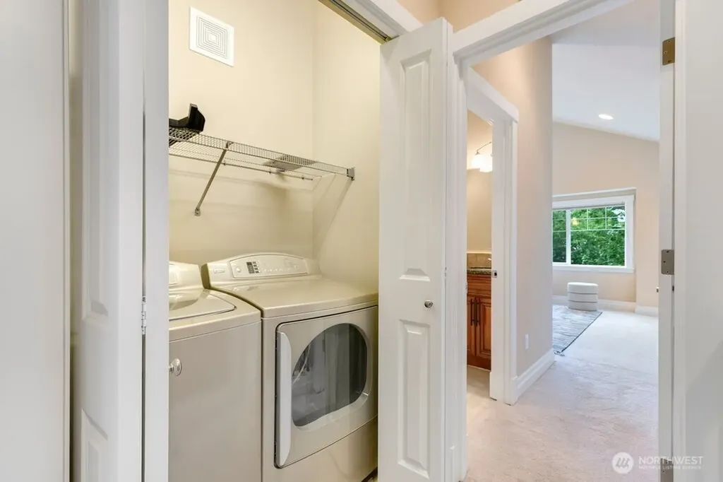 1137 26th Avenue Seattle WA 98122