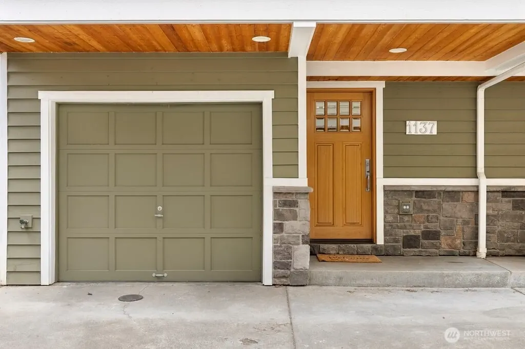 1137 26th Avenue Seattle WA 98122