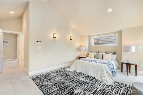 1137 26th Avenue Seattle WA 98122