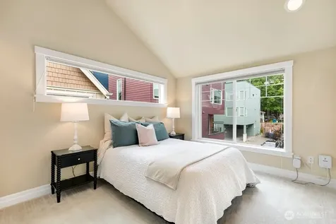 1137 26th Avenue Seattle WA 98122