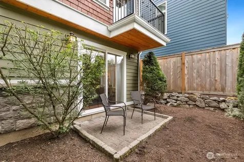 1137 26th Avenue Seattle WA 98122