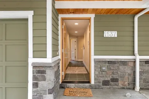 1137 26th Avenue Seattle WA 98122