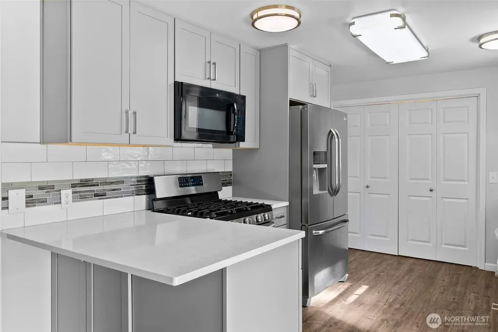 20414 20th Place W Lynnwood WA 98036