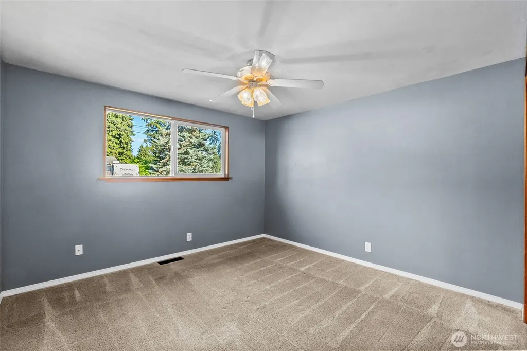 20414 20th Place W Lynnwood WA 98036