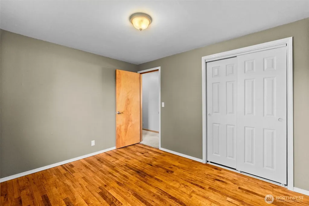 20414 20th Place W Lynnwood WA 98036