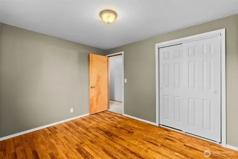20414 20th Place W Lynnwood WA 98036