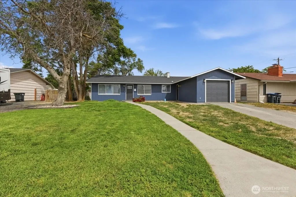 262 N Earl Road Moses Lake WA 98837