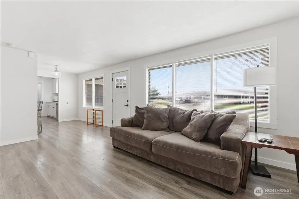262 N Earl Road Moses Lake WA 98837
