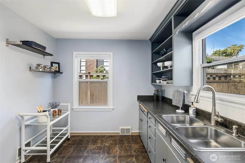 4909 N 25th Street Tacoma WA 98406