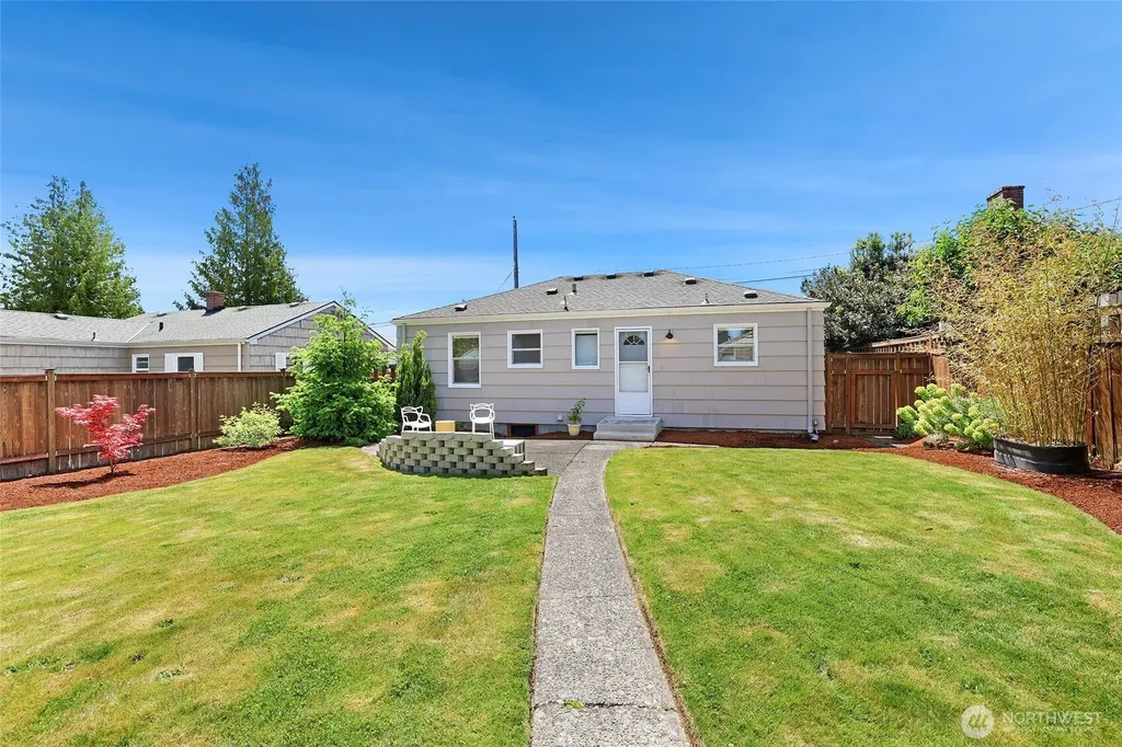 4909 N 25th Street Tacoma WA 98406