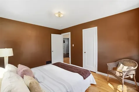 4909 N 25th Street Tacoma WA 98406