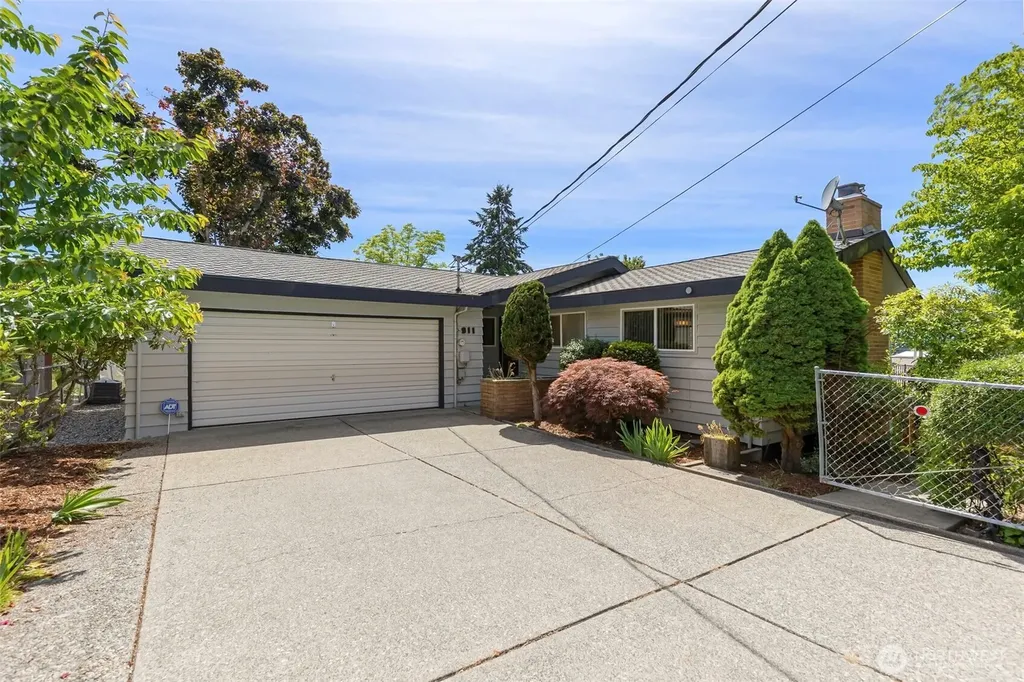 911 Chestnut Street Bremerton WA 98310