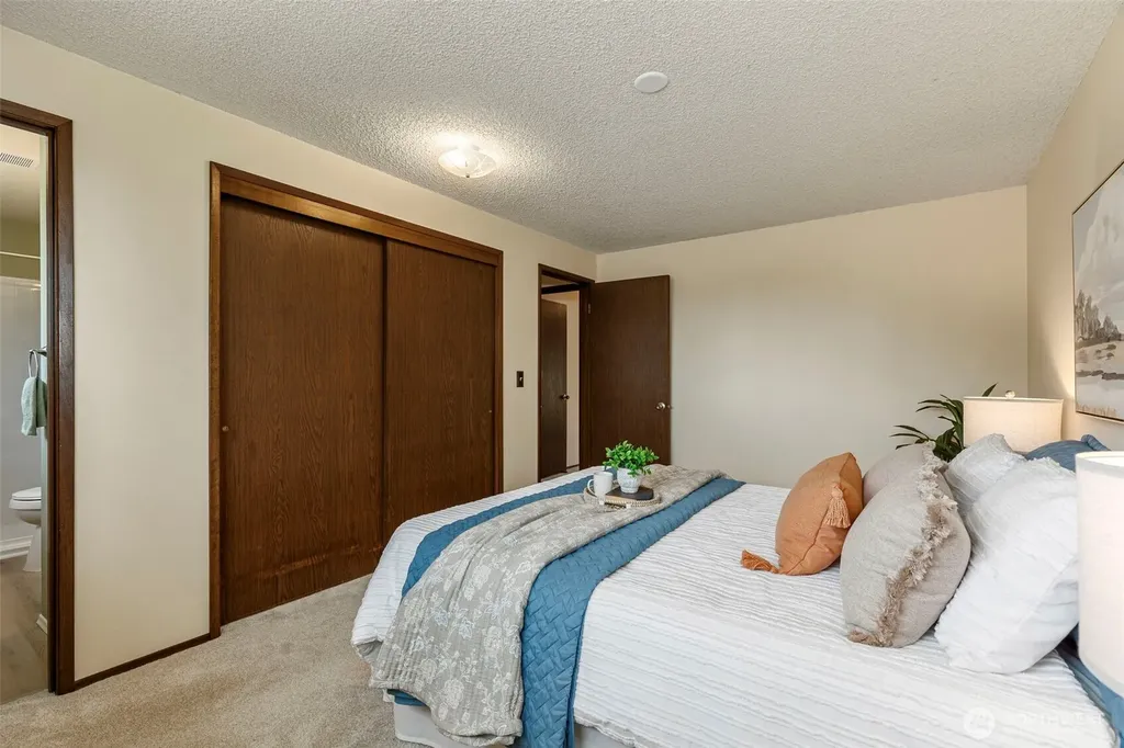 911 Chestnut Street Bremerton WA 98310