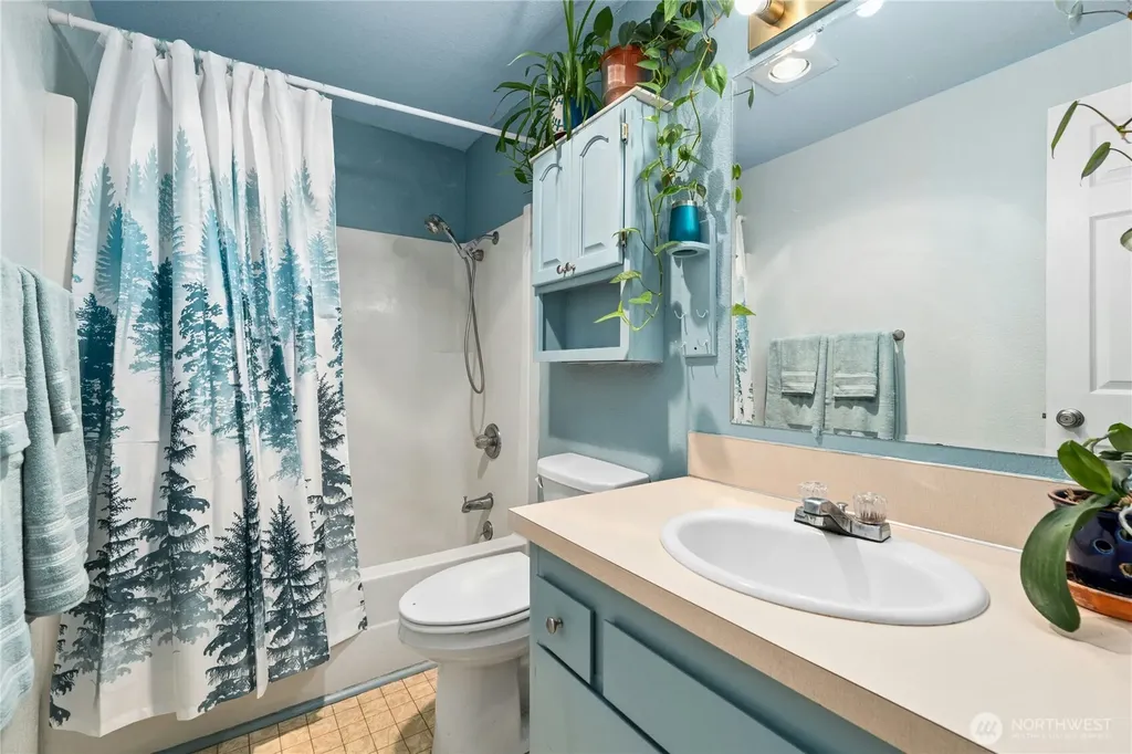 61 E Fir Court Shelton WA 98584