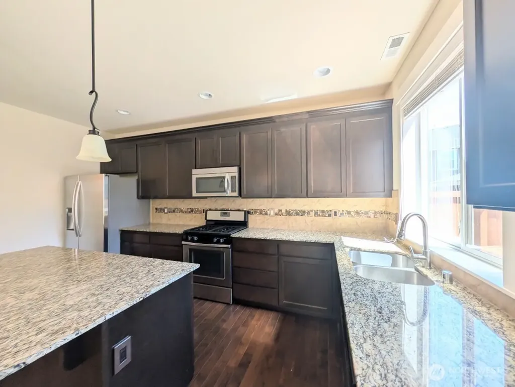 1830 145th Street SW Lynnwood WA 98087
