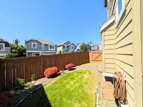 1830 145th Street SW Lynnwood WA 98087