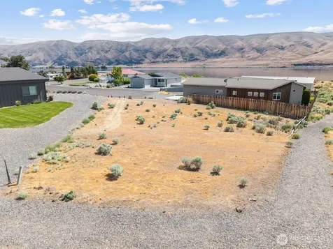 407 Island View SW Mattawa WA 99349