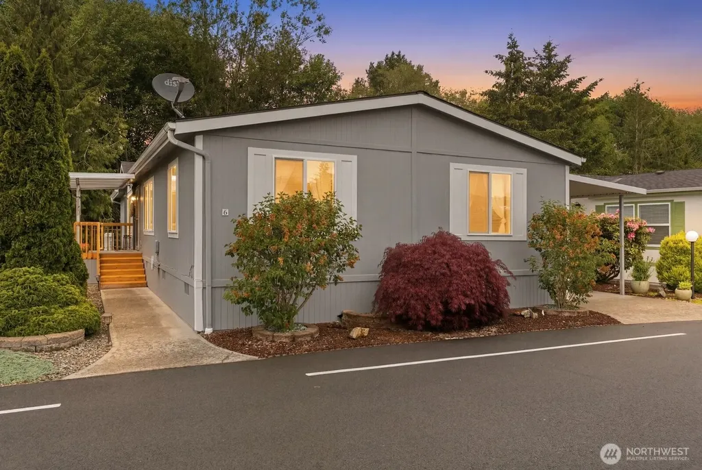 14727 43rd Avenue NE Marysville WA 98271