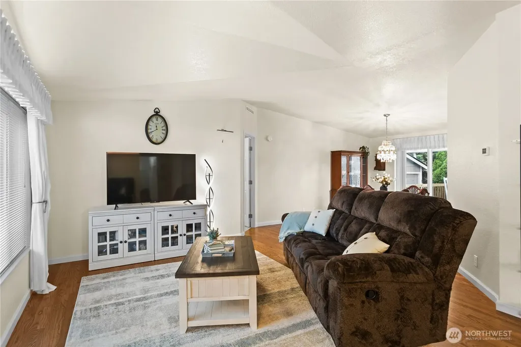 14727 43rd Avenue NE Marysville WA 98271