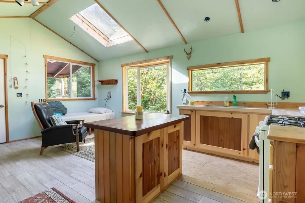 999 Dowans Creek Road Forks WA 98331